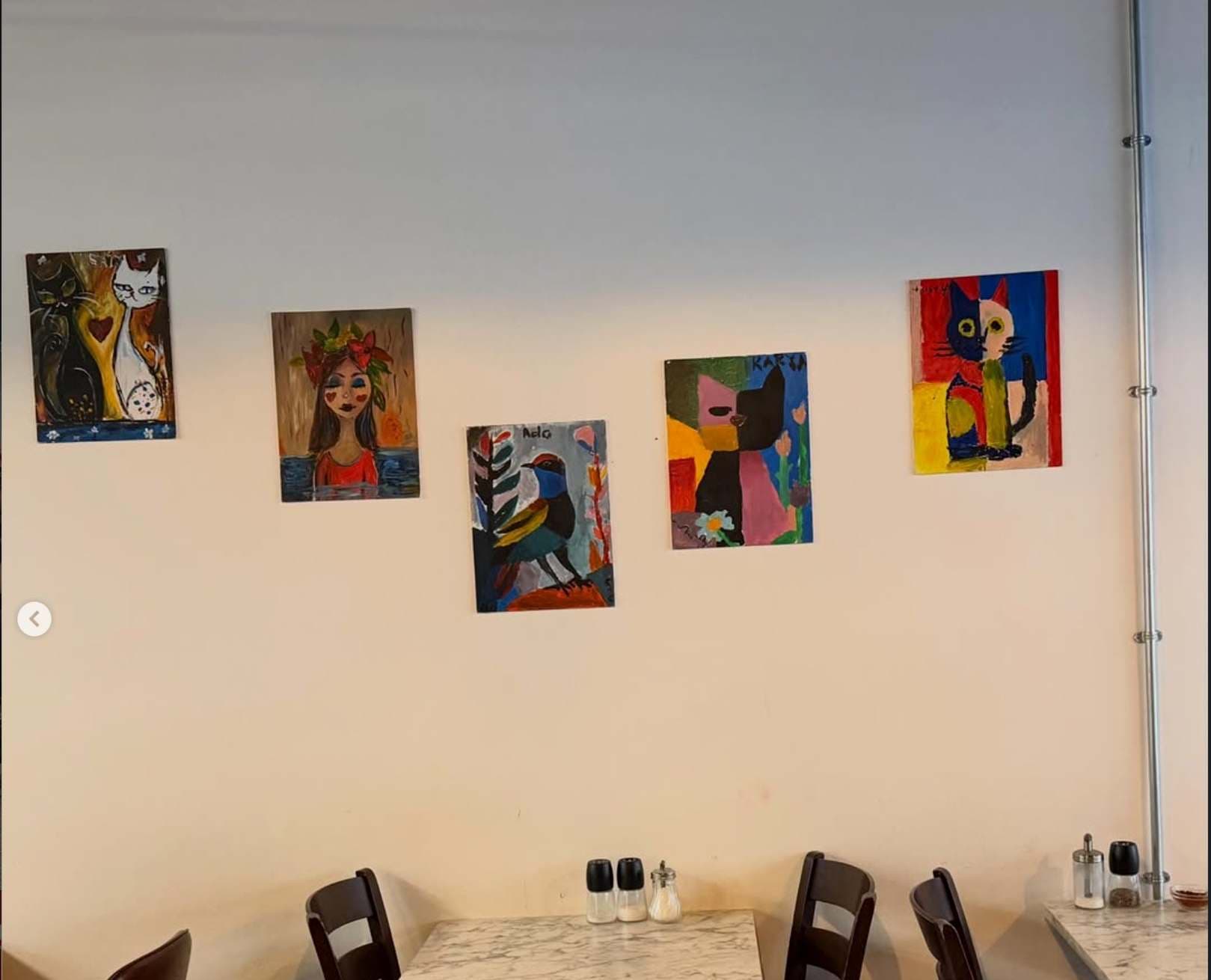 Hackney’de UMW’de yaratıcı etkinliklere katılan çocuklar ve aileler